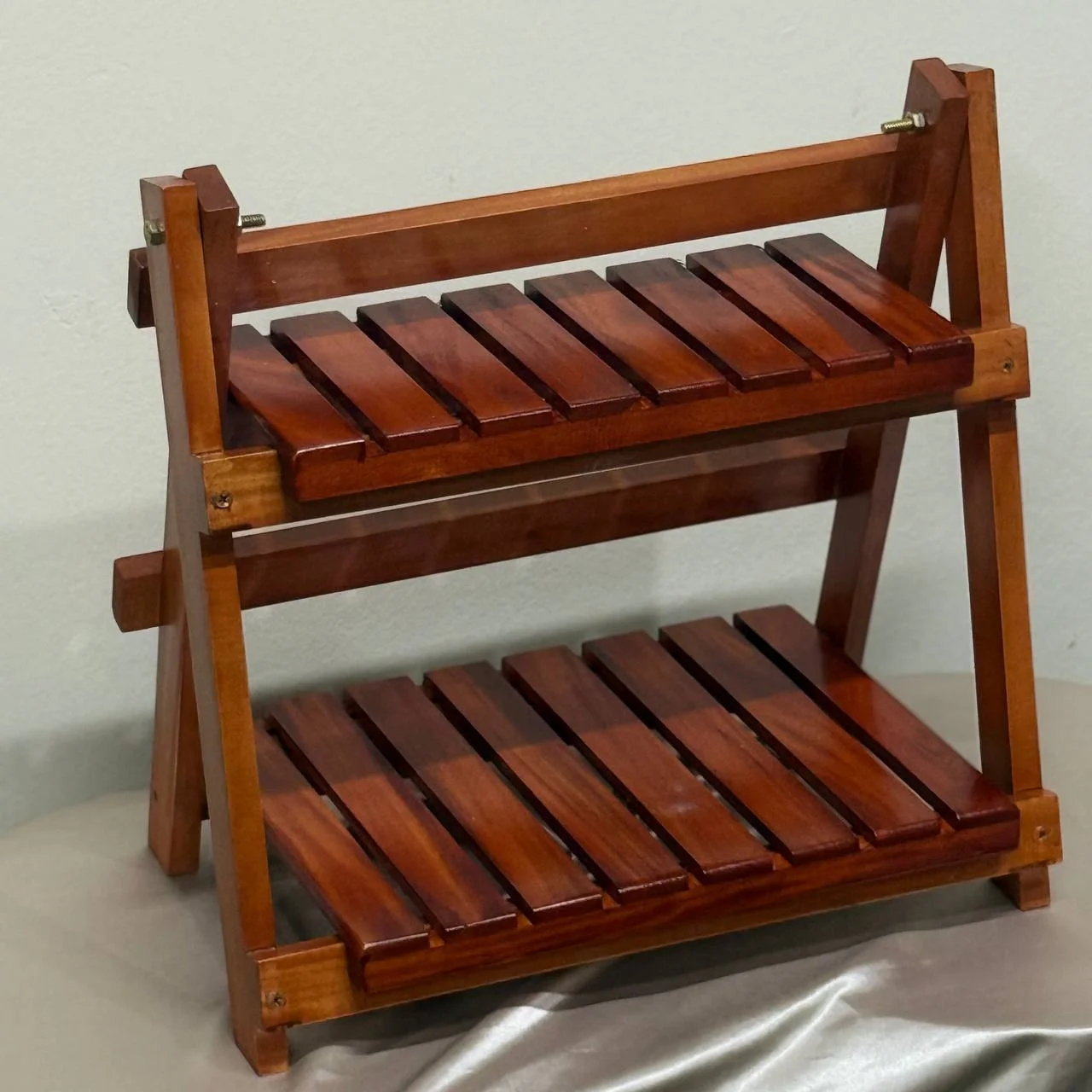 Mahogany Wooden Foldable Rack