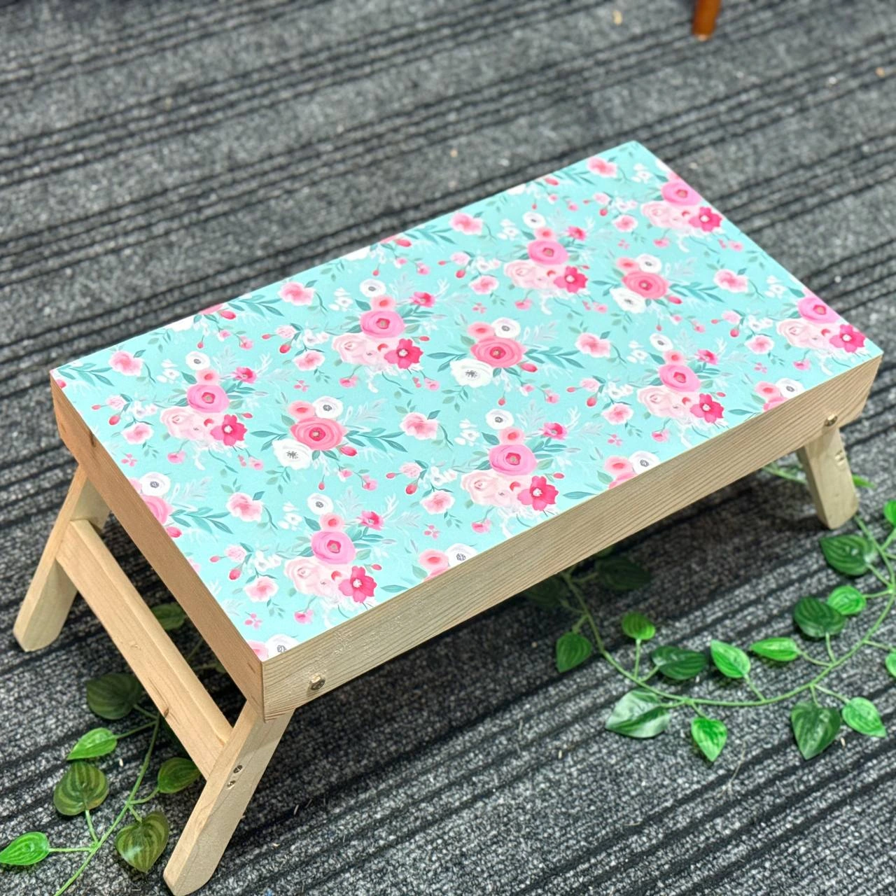 Foldable Table - Flower